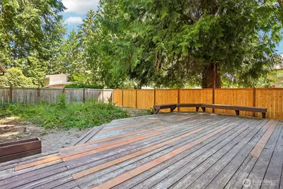 16220 Ambaum Boulevard S, Burien, WA 98148 - Photo 32