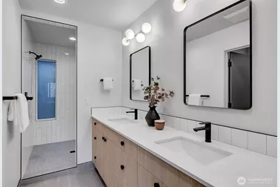 4405 S Holly Street, Seattle, WA 98118 - Photo 16