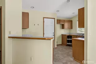 1220 184th St Ct E, Spanaway, WA 98387 - Photo 8