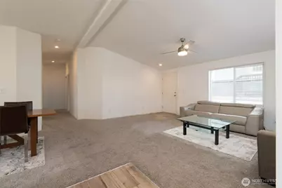 23708 Locust Way #64, Bothell, WA 98021 - Photo 4