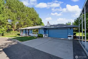 1313 Castlerock Ave, Wenatchee, WA 98801 - Photo 2