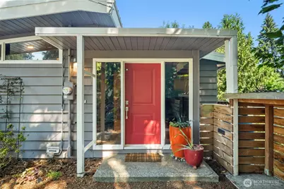 18750 12th Avenue NE, Shoreline, WA 98155 - Photo 2