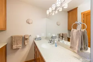 172 Sea View Dr, Port Angeles, WA 98362 - Photo 22