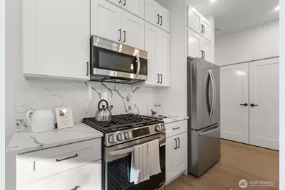 15815 47th Avenue S, Tukwila, WA 98188 - Photo 28
