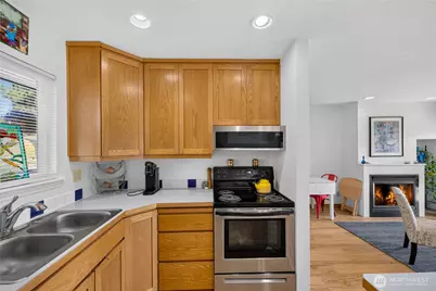 1710 Skyline Way #101, Anacortes, WA 98221 - Photo 12