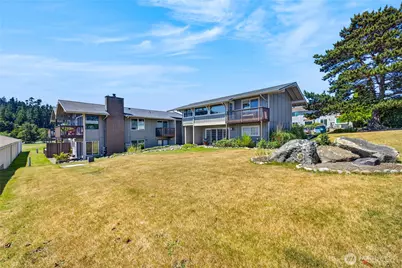 1710 Skyline Way #101, Anacortes, WA 98221 - Photo 28