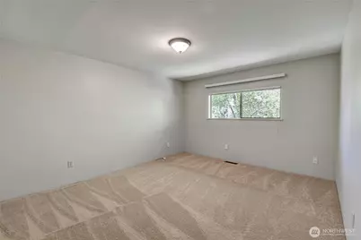 10035 NE 28th Place, Bellevue, WA 98004 - Photo 10