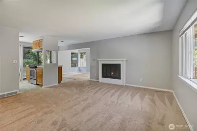 10035 NE 28th Place, Bellevue, WA 98004 - Photo 2
