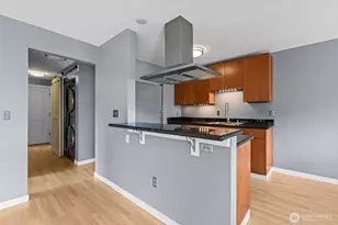 845 NE 125th St, Seattle, WA 98125 - Photo 12