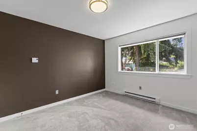 845 NE 125th Street #404, Seattle, WA 98125 - Photo 20
