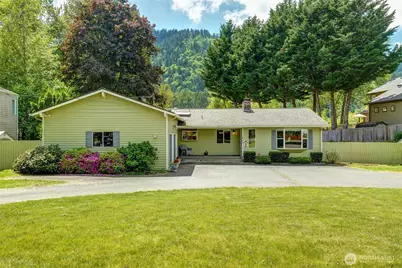 975 Front Street S, Issaquah, WA 98027 - Photo 1