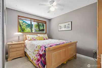 975 Front Street S, Issaquah, WA 98027 - Photo 22