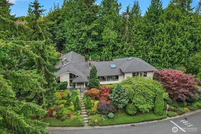 2725 Sahalee Drive W, Sammamish, WA 98074 - Photo 1