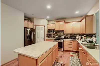 14505 Meridian Place W, Lynnwood, WA 98087 - Photo 6