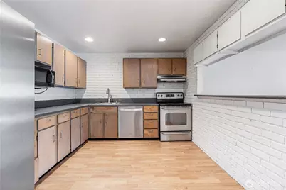 9604 NE 124th Street, Kirkland, WA 98034 - Photo 2