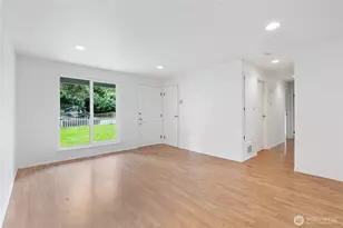 9604 NE 124th St, Kirkland, WA 98034 - Photo 14