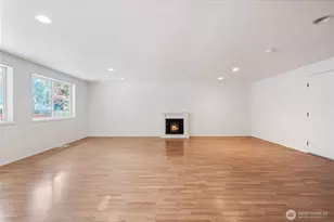 9604 NE 124th St, Kirkland, WA 98034 - Photo 16