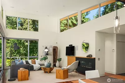 2716 107 Avenue SE, Beaux Arts Village, WA 98004 - Photo 4