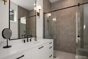 9812 NE 31st St, Bellevue, WA 98004 - Photo 14