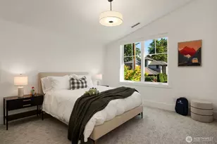 9812 NE 31st St, Bellevue, WA 98004 - Photo 22