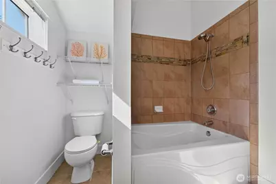 5013 40th Avenue NE, Seattle, WA 98105 - Photo 10