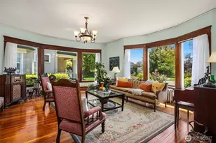2415 Rucker Ave, Everett, WA 98201 - Photo 8