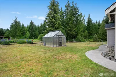 19724 144th Lane SE, Yelm, WA 98597 - Photo 32