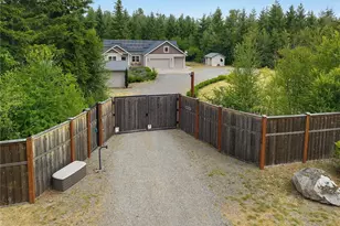 19724 144th Ln SE, Yelm, WA 98597 - Photo 2