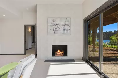 6498 NE Monte Vista Drive, Bainbridge Island, WA 98110 - Photo 32