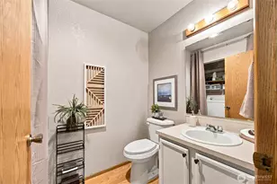 1208 S 216th St, Seattle, WA 98198 - Photo 16
