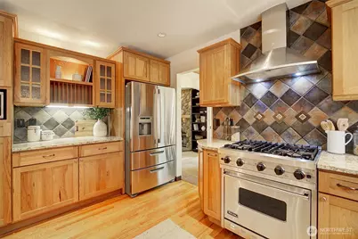 24116 107th Drive SE, Woodinville, WA 98077 - Photo 6