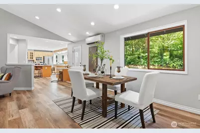 9408 370th Place SE, Snoqualmie, WA 98065 - Photo 12