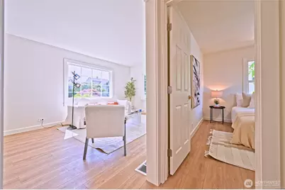 421 Wells Avenue N, Renton, WA 98057 - Photo 8