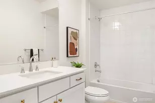 13359 NE 175th Pl, Woodinville, WA 98072 - Photo 20