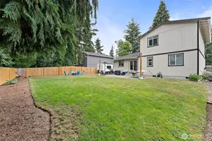 20810 Bonanza Dr E, Bonney Lake, WA 98391 - Photo 32