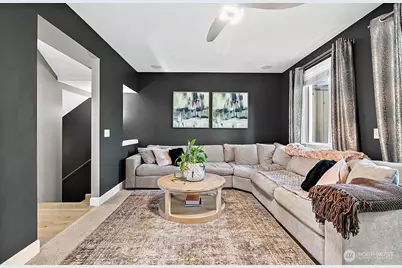 4600 NE 3rd Lane #E3, Renton, WA 98059 - Photo 6