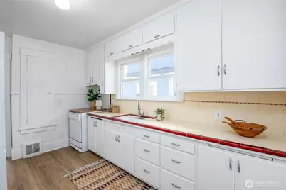914 S M Street, Tacoma, WA 98405 - Photo 16