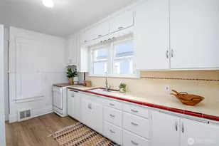 914 S M St, Tacoma, WA 98405 - Photo 16