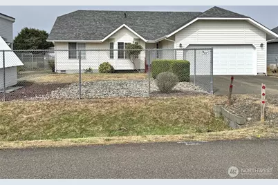 567 Puffin Avenue NE, Ocean Shores, WA 98569 - Photo 2