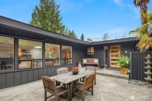 3727 77th Pl SE, Mercer Island, WA 98040 - Photo 2