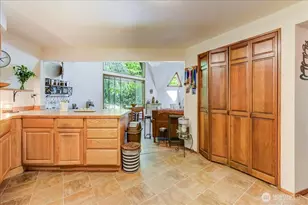3971 SE Camano Dr, Camano Island, WA 98282 - Photo 8