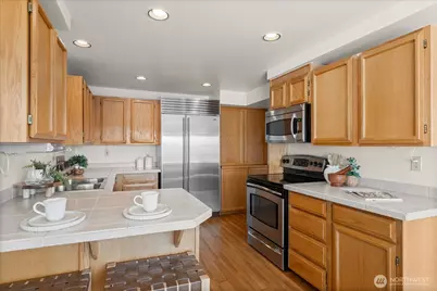 233 3rd Avenue S #203, Edmonds, WA 98020 - Photo 8