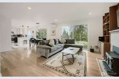 7528 S Lakeridge Dr, Seattle, WA 98178 - Photo 14