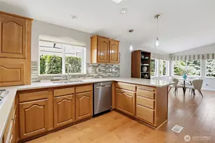 27505 218th Pl SE, Maple Valley, WA 98038 - Photo 12