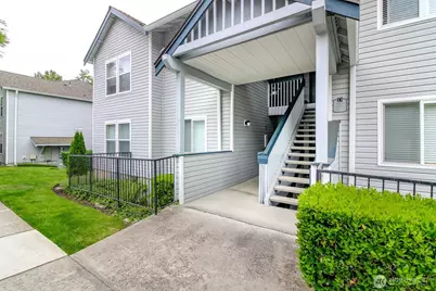 33020 10th Avenue SW #D102, Federal Way, WA 98023 - Photo 2