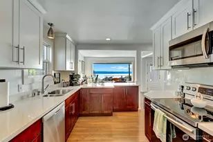 10825 Marine View Dr SW, Seattle, WA 98146 - Photo 2