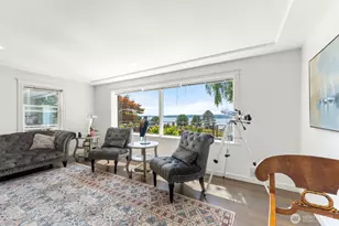 10825 Marine View Dr SW, Seattle, WA 98146 - Photo 8