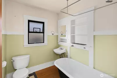 3410 37th Avenue SW, Seattle, WA 98126 - Photo 14