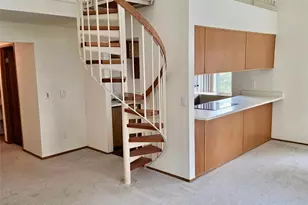 19853 25th Ave NE, Shoreline, WA 98155 - Photo 2