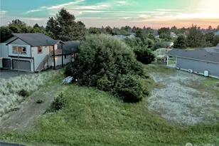 137 N Razor Clam Dr SW, Ocean Shores, WA 98569 - Photo 28